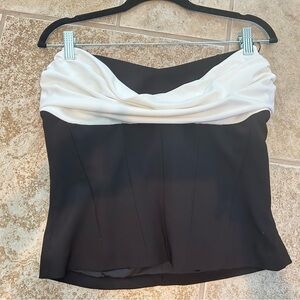 Zara black/white sleeveless top, NWT, size Large, side zip